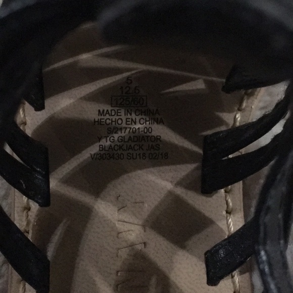 Old Navy baby gladiator sandals - Picture 4 of 5